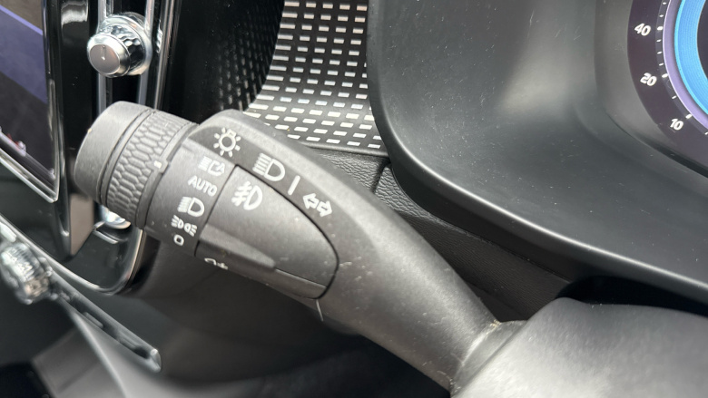 Volvo Xc40 P8 Recharge 300kW 78kWh First Edition 5dr AWD Auto Electric Estate